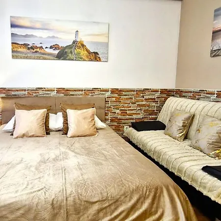 Modern Sandy Down Town, Aquapark, Free Parking Апартаменты Краков