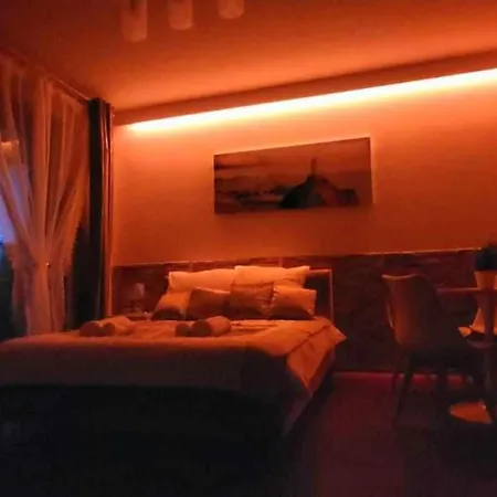 Apartment Modern Sandy Down Town, Aquapark, Free Parking Krakow
