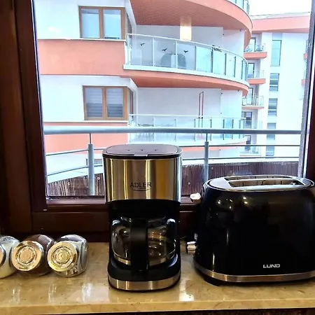 Modern Sandy Down Town, Aquapark, Free Parking